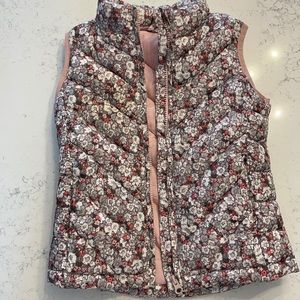 EUC Girls puffer vest Gap Size small